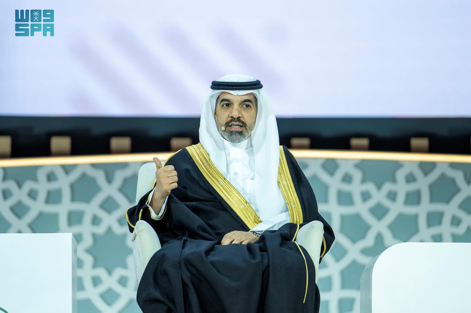 أمين منطقة المدينة المنورة: نعمل على تطوير تجربة الزائر عبر ربط المواقع التاريخية وإثراء البعد الثقافي والمعرفي للزيارة