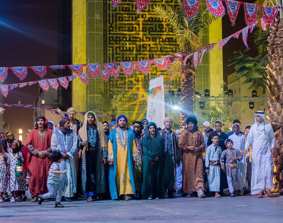 فعاليات تراثية وشعبية وترفيهية منوعة ضمن مهرجان " جادة قباء " بالمدينة المنورة 